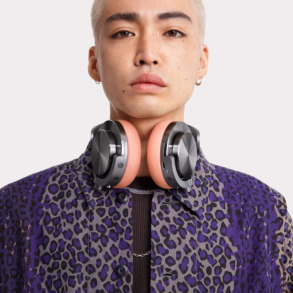 Dyson OnTrac™ ANC Headphones: Premium Comfort, 55-Hour Battery, Black Nickel