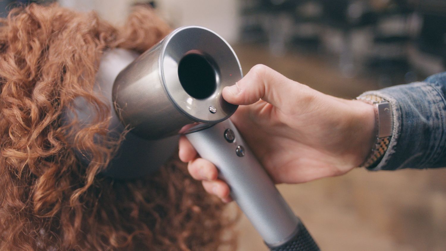 Dyson Supersonic Professional Hair Dryer: Fast Drying, Intelligent Heat Control, Frizz Reduction